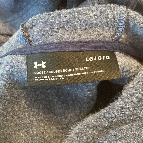 Under Armour Pull Over - Picture 6 of 7